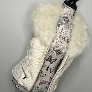 Guess Cream Faux Fur Vest